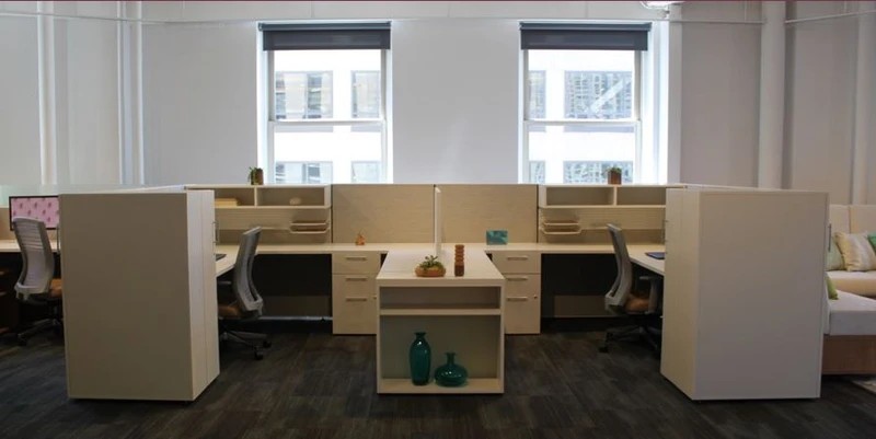 AIS Divi workstation with storage divider