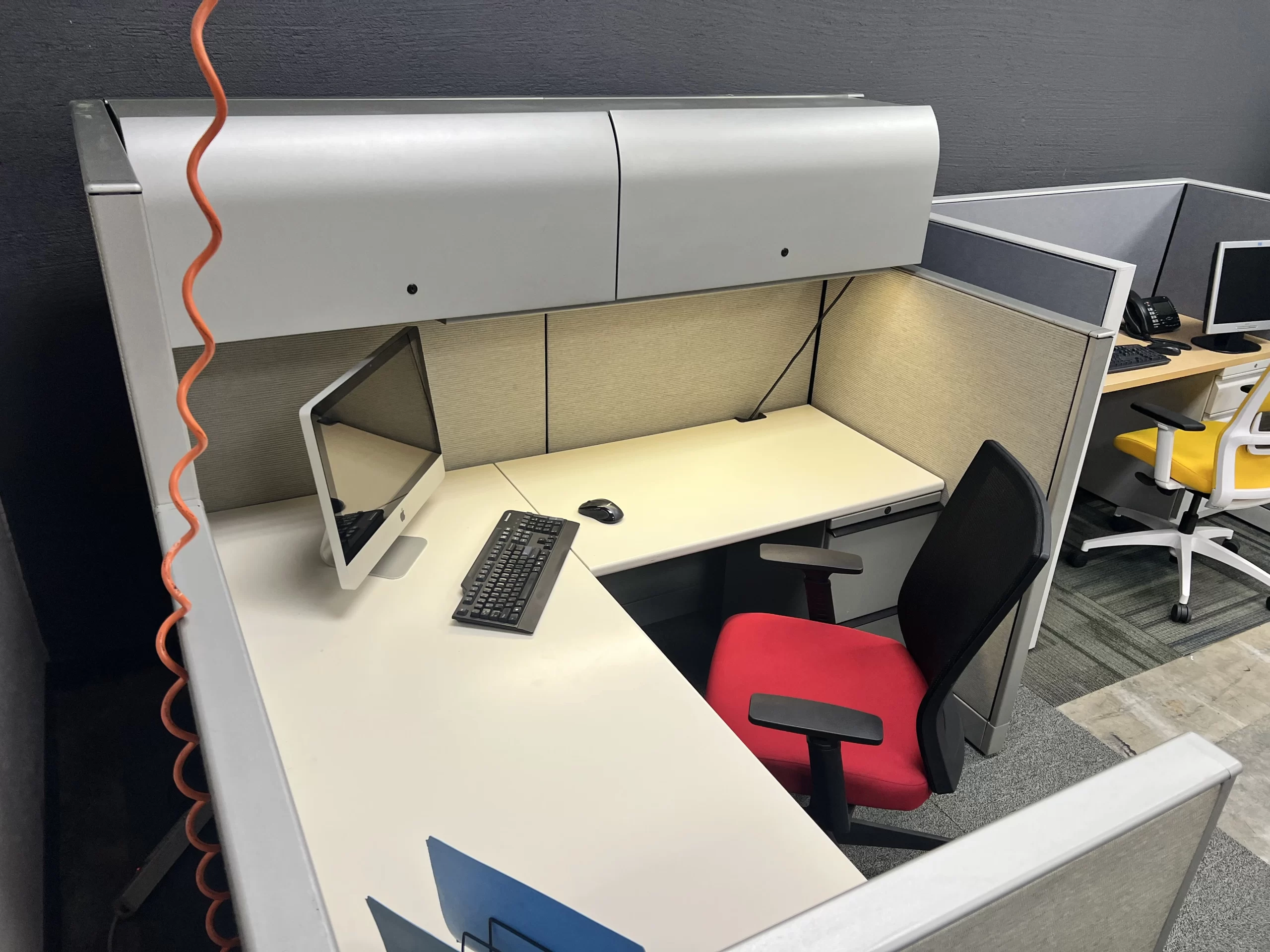 used knoll 6' x 6' office cubicles