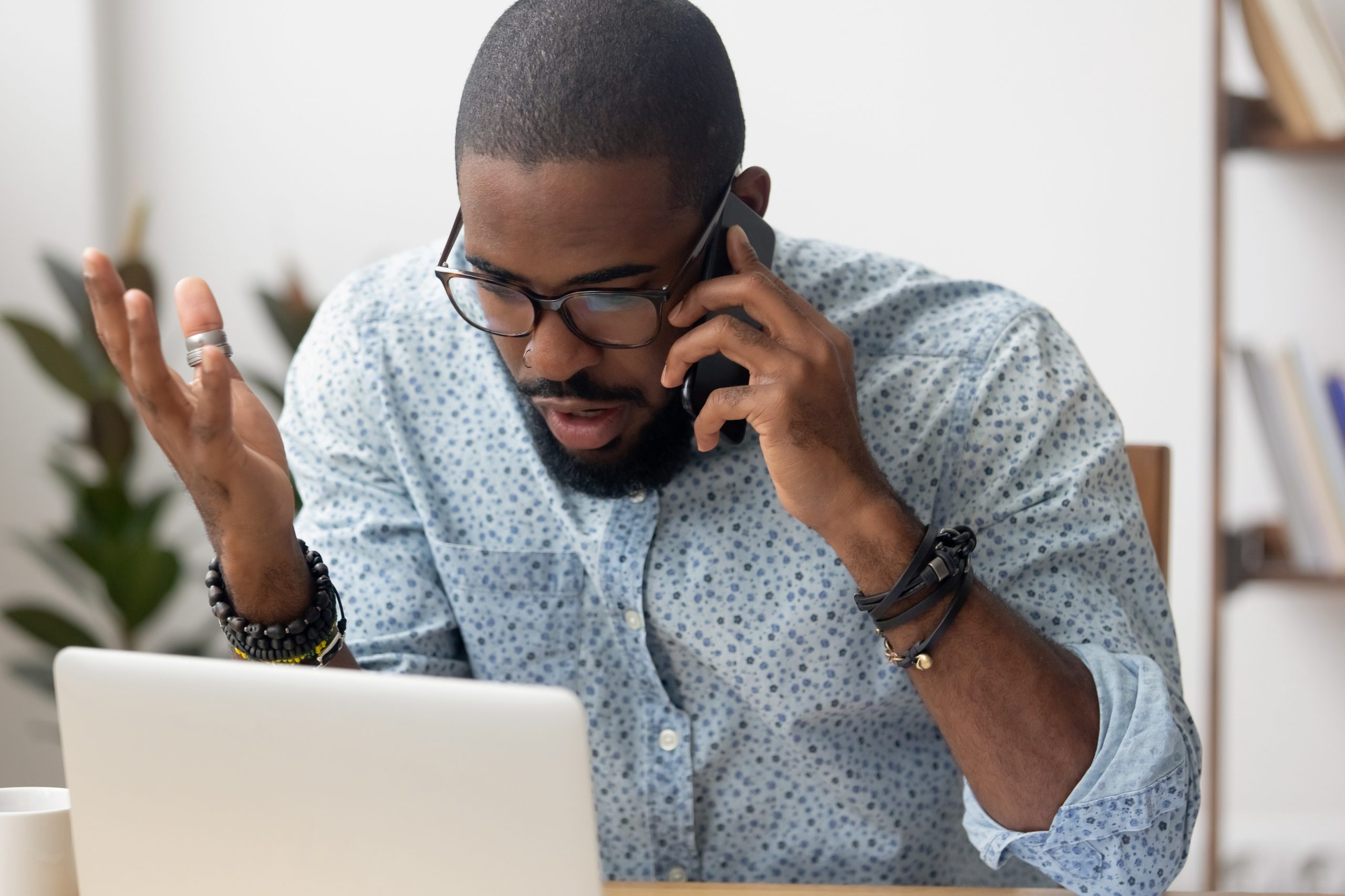 trying to resolve problem with customer service