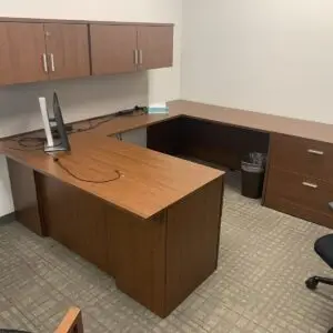 Used Global Zira Private Office Desk